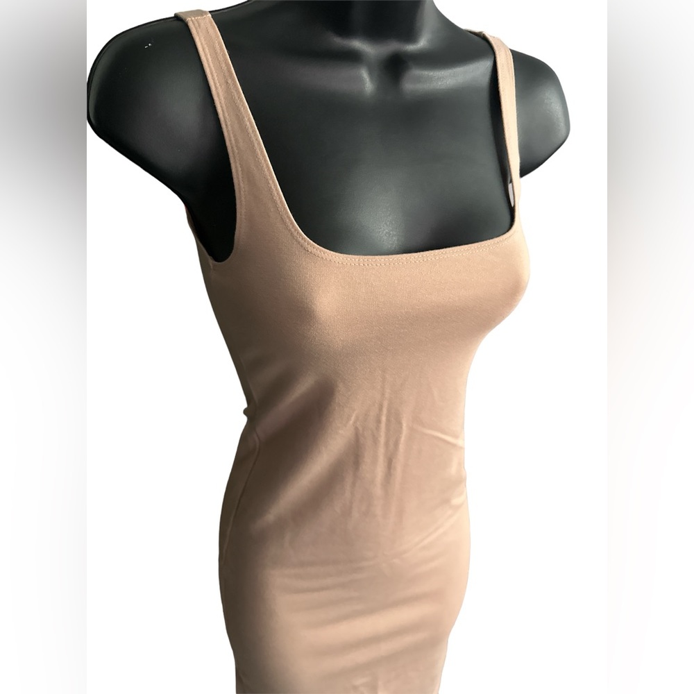 FOREVER 21 Blush Sleeveless Bodycon Midi Dress NWOT - Picture 5 of 7